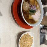 らーめん 七彩飯店 - 