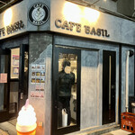 CAFE BASIL - 