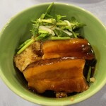 Sannomaru Hoteru - 角煮丼