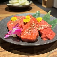 黒毛和牛ヘレ肉専門店 炭火焼肉 りきちゃん 北浜店 - 