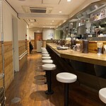 松戸中華そば 富田食堂 - 店内の様子