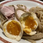 松戸中華そば 富田食堂 - 煮卵