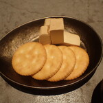 日本酒×チーズケーキ専門店 SAKE恋JAPAN - クリームチーズの味噌漬け