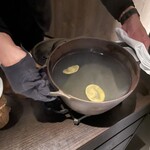 ハジメ - 湖　月とスッポン　　スープに入れるラビオリをこんな風に提供されます