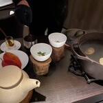 ハジメ - 湖　月とスッポン　　小鉢とスープポットが用意されました