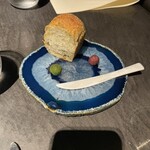 ハジメ - 海　つながり　　海藻練り込みパン　青海苔バターと海藻バター　青海苔バターは香ばしくてパンによく合ってました