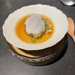 ハジメ - 生命　命の輝き　　南瓜のフランの上に河豚の白子　　貝の泡ソース　鶏のコンソメがかかってます　南瓜と河豚の白子が抜群に合います　