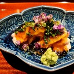 いち太 - かわはぎ、肝と皮の湯引き、ポン酢ジュレがけ