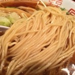 中華そば しば田 - 麺（2013年11月）