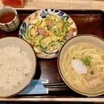 読谷食堂 - ゴーヤ定食