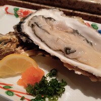旬魚 左阿彌 錦店 - 牡蠣
