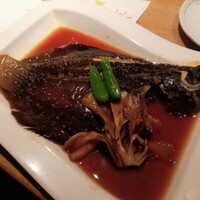 旬魚 左阿彌 錦店 - イシガレイ煮付