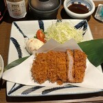 らんぶる台所家 - ひれかつランチ膳 1200円。黒霧島 470円。