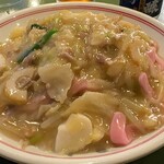 中国菜館 江山楼 - 皿うどん(細麺) 1320円。