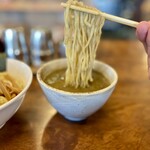 伊吹いりこセンター - 麺を浸して。