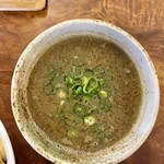 伊吹いりこセンター - いかにも濃厚そうなスープ。