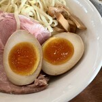 伊吹いりこセンター - 半熟卵もちょうどいい感じ。