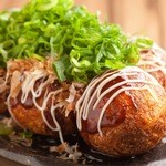 京都たこ壱 - “フワっトロっ”を実現した大振りのたこ焼き。味付けは7種類。