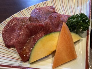 Yonezawa Gyuu Sumi Biyakiniku Uesugi - 