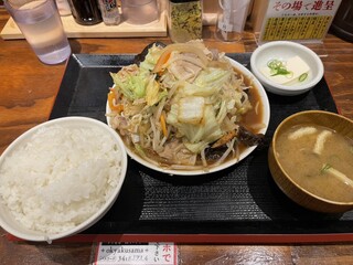 Taishuushokudou Teishoku No Marudai - 鬼野菜炒め定食　1380円