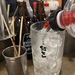 紅とん - 注がれるなか焼酎