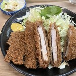 Tonkatsu Yoyogian - 厚みは1cm弱