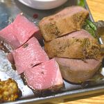 大衆酒場 もつ焼きおとんば - タンとはつのハム　2023.12.11