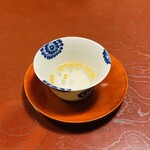 虎屋 壺中庵 - あられ白湯