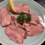 焼肉よかろ - 牛タン塩焼