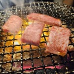 炭火焼肉 ひびの亭 - 