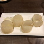 肉山 - 3．サラダ蕪の炭火焼き