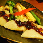 艇家大牌トン - 平貝の黒豆ソース蒸し②