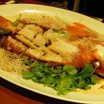 艇家大牌トン - 取り分けた残りの半身の赤ハタです