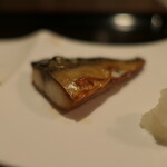 吟ばん - （2023/10月）特選焼き魚味比べ