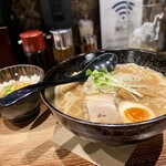 麺匠 竹虎 - 魚介豚骨/卵かけご飯