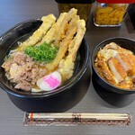 Sukesan Udon - 肉ごぼ天＋ミニカツとじ丼