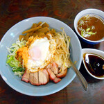 酔來軒 - 酔來丼…500円