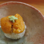 日本橋橘町　都寿司 - 雲丹握り