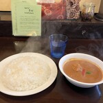 curry 草枕 - チキンカレー(辛さ10、ライス大盛り) 1,000円
