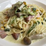 ビストロ･カズ - パスタセット(ベーコンのバジルクリームパスタ+50円) 1600円