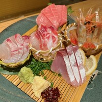 魚の中俣 銀座 - 刺し盛り(予約の時に取り置きできます！)