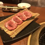 Yakiniku Horumon Sansuien - 