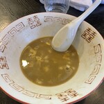 中華ソバ 伊吹 - さて、これぐらいのスープを残して「和え玉」待ちです。