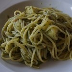 パフ　カフェ - じゃがいもとベーコンのジェノベーゼ。