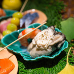 日本料理 幸庵 - 牡蠣の酒煮と白和え、才巻海老（車海老）の黄身鮨