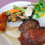 創菜欧風料理 ル ポタジェ - 豪州産フィレ肉のステーキ
