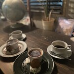 Anarogu Kafe Raunji Tokyo - 