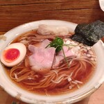 Homemade Ramen 麦苗 - 限定メニューの生姜醤油ラーメンに上トッピング