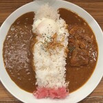 SPICE FACTORY - あい盛りカレーに温玉