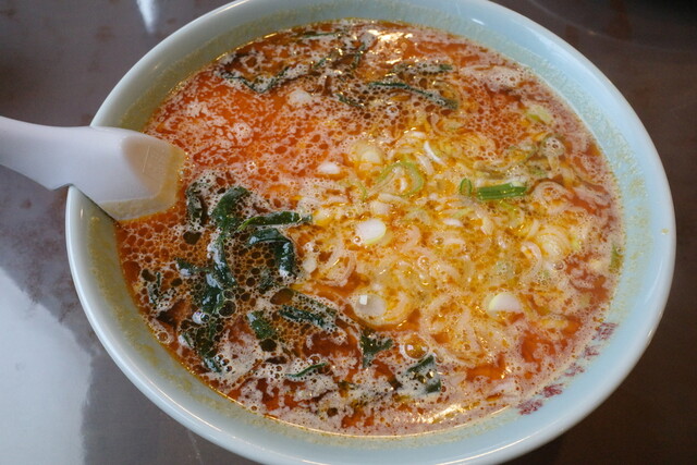 ほまれ食堂（喜多方市）- 本格ラーメンと居心地の良い空間